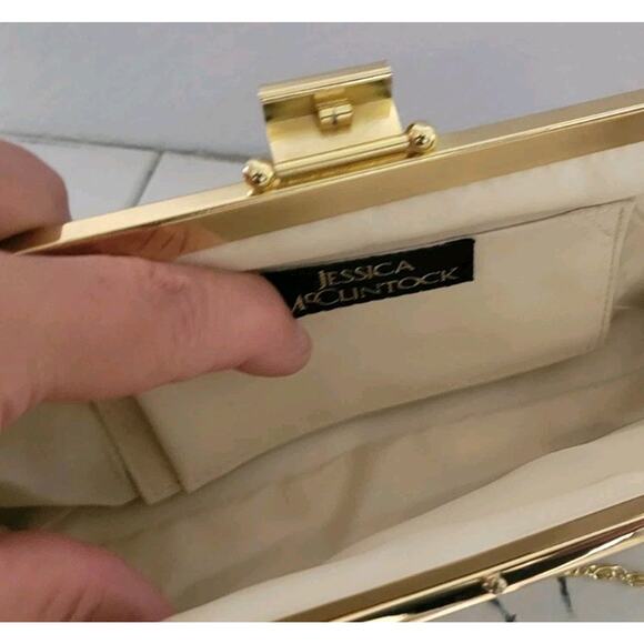 Jessica McClintock Gold Handbag Purse Chain Vegan Leather Clutch Prom Wedding - Picture 10 of 13